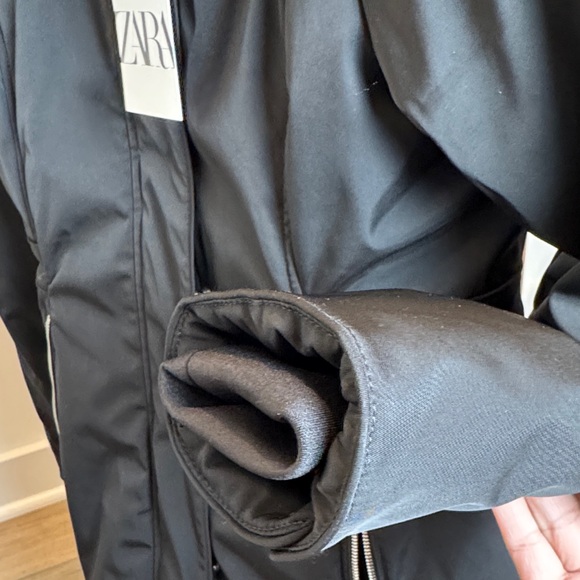 Zara Women’s Black Faux Fur Hooded Jacket size Small NWT - Picture 8 of 12